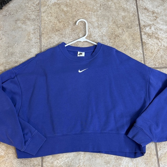 Nike pullover - Picture 1 of 1